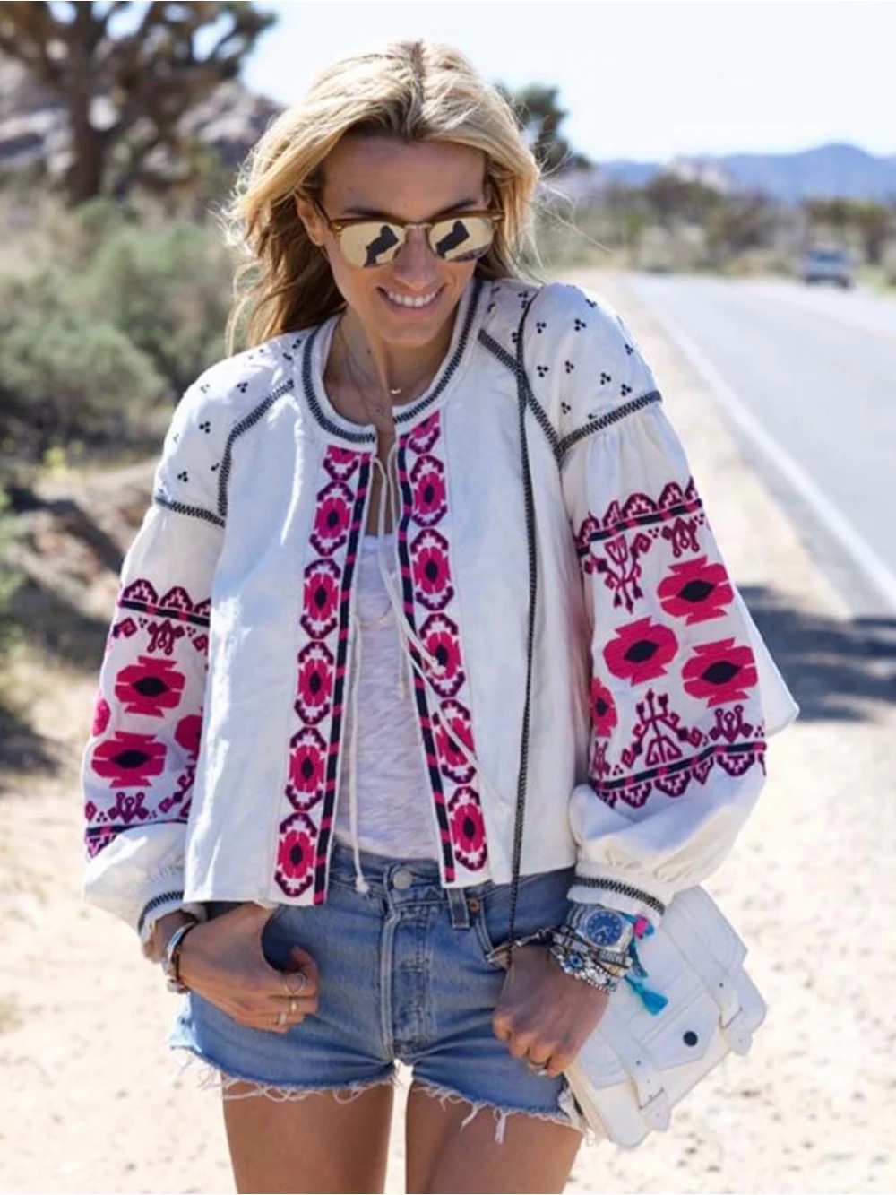 Anthropologie BBWM Woman White Boho  Jacket Pink Purple Embroidery Sz L FLAW